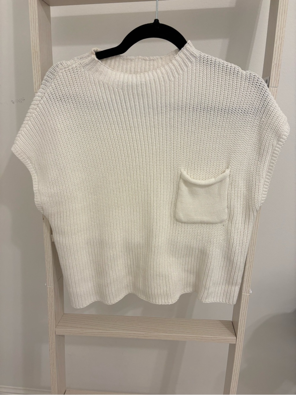 Zenana Outfitters Cream Knit Sleeveless Pullover with Pocket